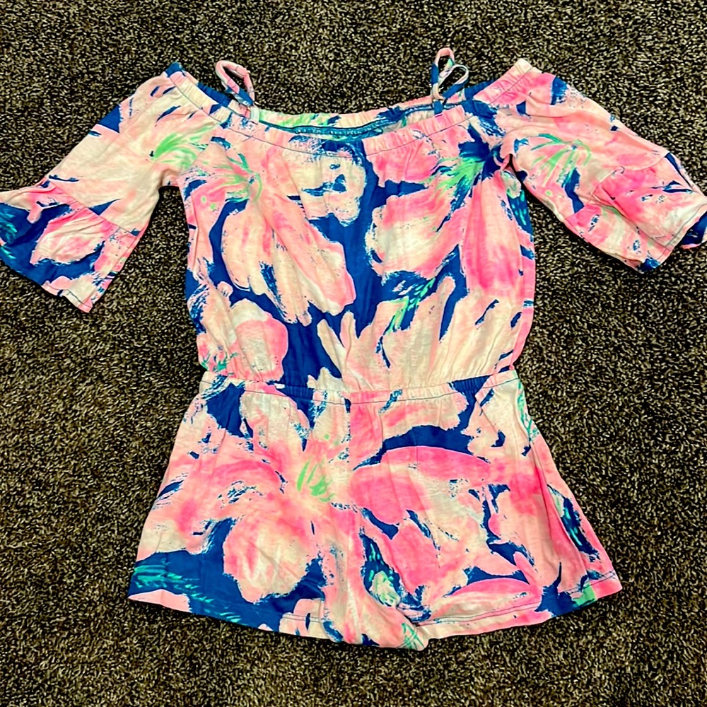 -Lily Pulitzer romper 4-5, adjustable straps, 3/4 length sleeve